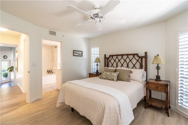 651 10th AVE S C651, Naples, FL 34102