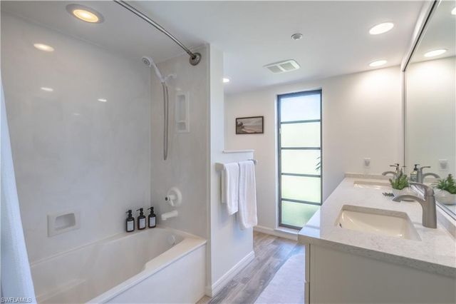 651 10th AVE S C651, Naples, FL 34102