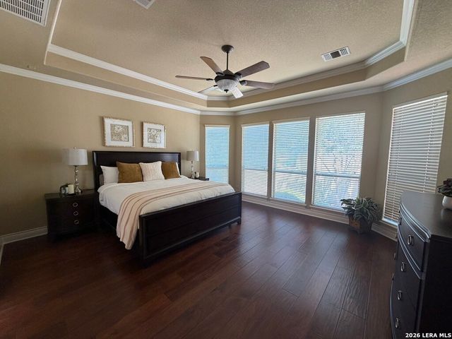 402 Cameron Cir, San Antonio, TX 78258