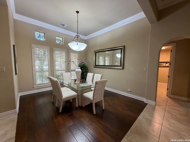 402 Cameron Cir, San Antonio, TX 78258