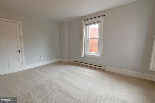 551 MAIN ST, Pennsburg, PA 18073