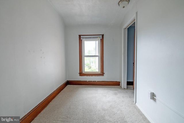 551 MAIN ST, Pennsburg, PA 18073