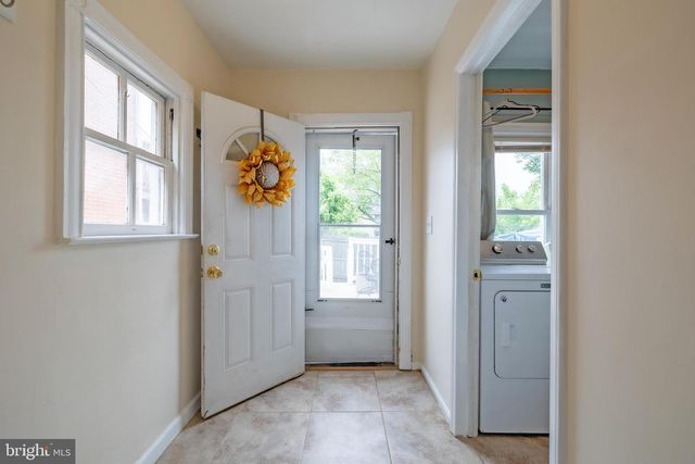 551 MAIN ST, Pennsburg, PA 18073