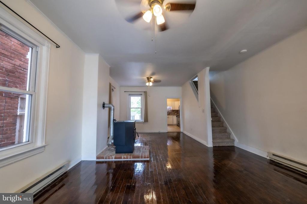 551 MAIN ST, Pennsburg, PA 18073