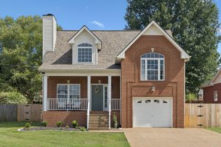 308 Lone Oak Dr, White House, TN 37188