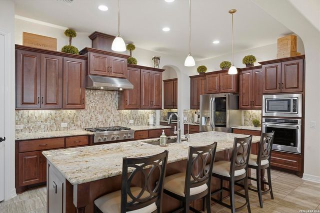 19506 Cresta Alto, San Antonio, TX 78256