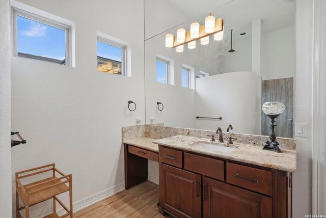 19506 Cresta Alto, San Antonio, TX 78256