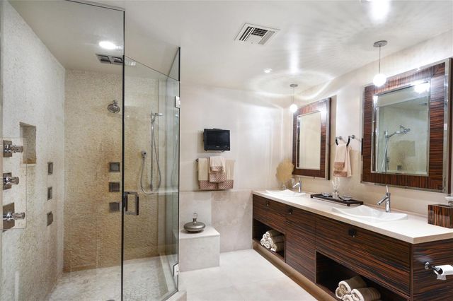 1 N Fort Lauderdale Beach Boulevard Lp 2302, Fort Lauderdale, FL 33304