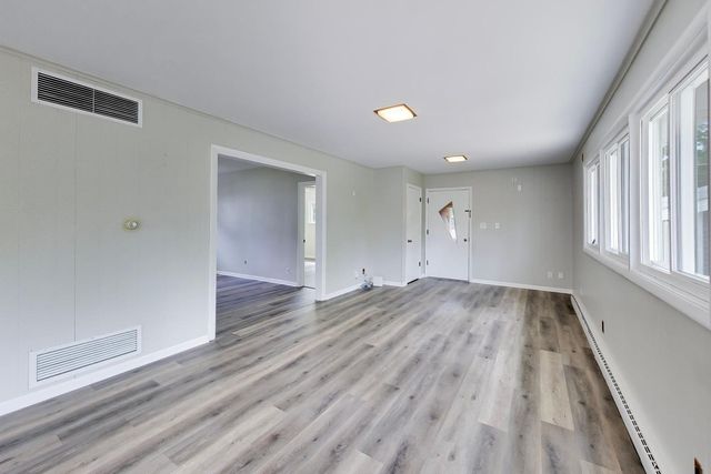 714 W Memorial Road, Bensenville, IL 60106