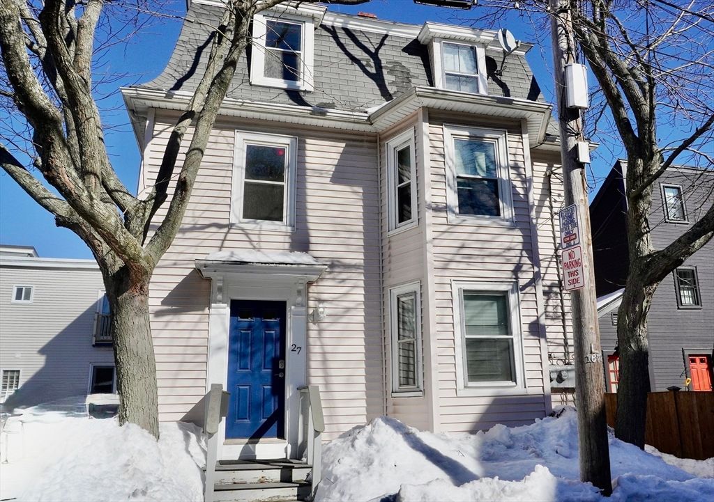 27 Turner St 1, Salem, MA 01970