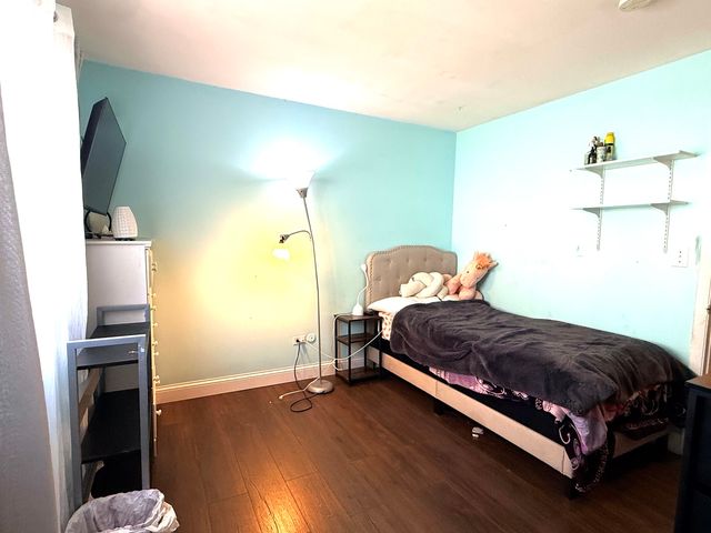 550 S Walnut Street, Mundelein, IL 60060