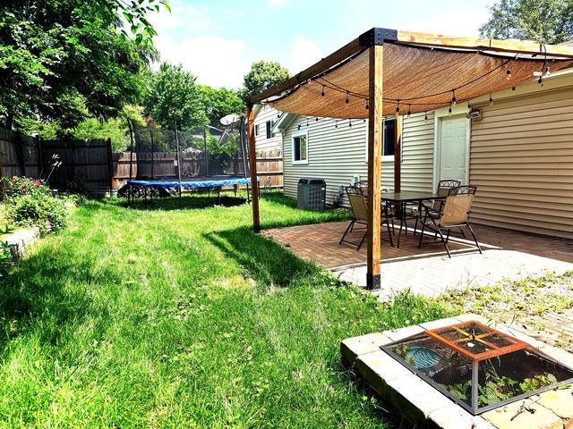 550 S Walnut Street, Mundelein, IL 60060