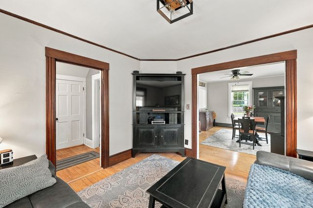 76 Haseltine St, Haverhill, MA 01835