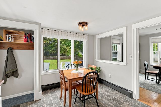 76 Haseltine St, Haverhill, MA 01835