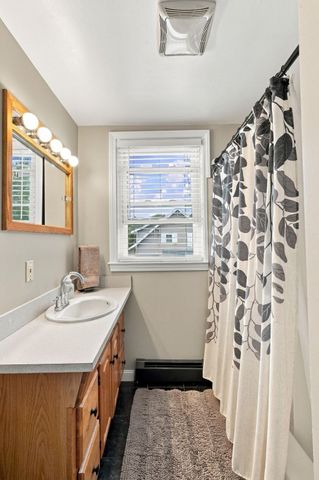 76 Haseltine St, Haverhill, MA 01835