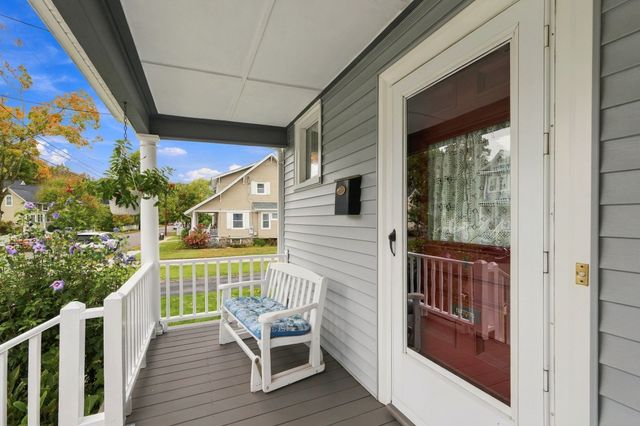 76 Haseltine St, Haverhill, MA 01835