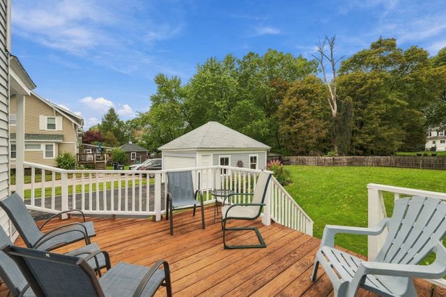 76 Haseltine St, Haverhill, MA 01835
