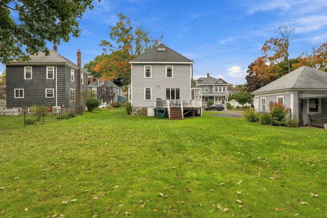 76 Haseltine St, Haverhill, MA 01835