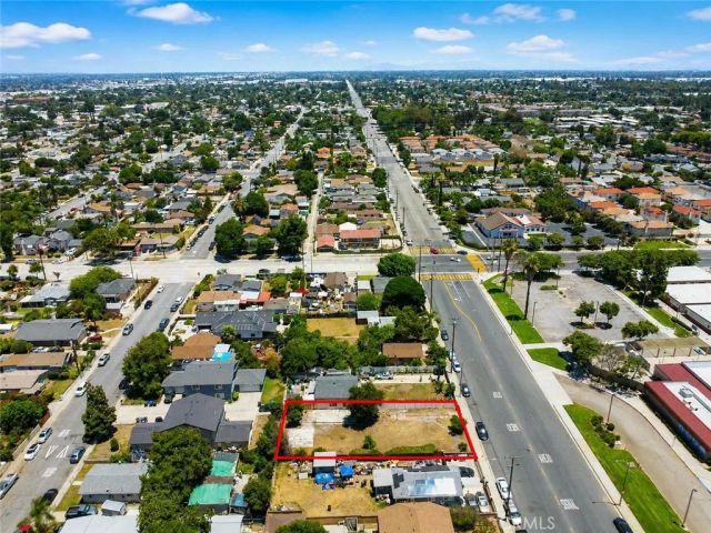 949 W Grand Ave, Pomona, CA 91766