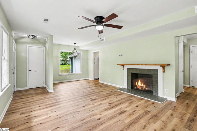 931 Windy Court, Spartanburg, SC 29301
