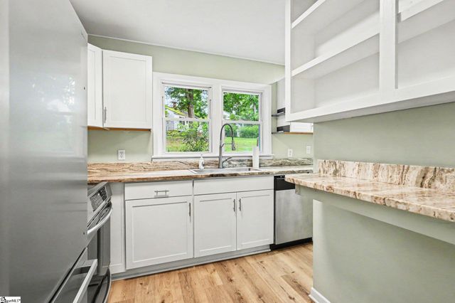 931 Windy Court, Spartanburg, SC 29301