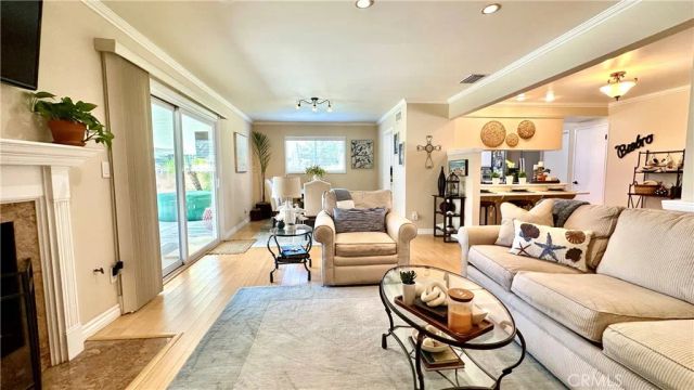 11624 Paso Robles Avenue, Granada Hills, CA 91344