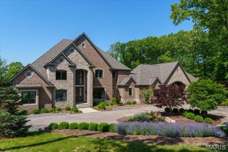 2535 S Lindbergh Boulevard, St Louis, MO 63131