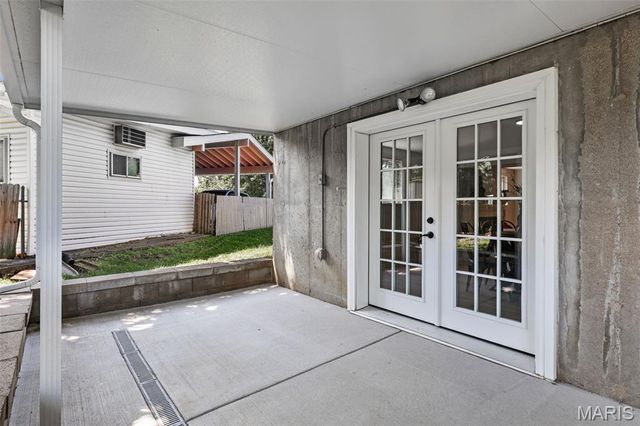 1112 Trieste Drive, St Louis, MO 63146