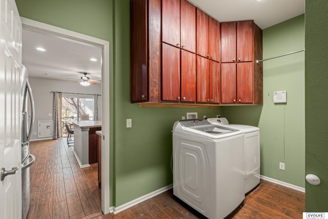 8520 S 159th Street, Omaha, NE 68136