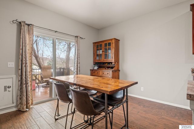 8520 S 159th Street, Omaha, NE 68136