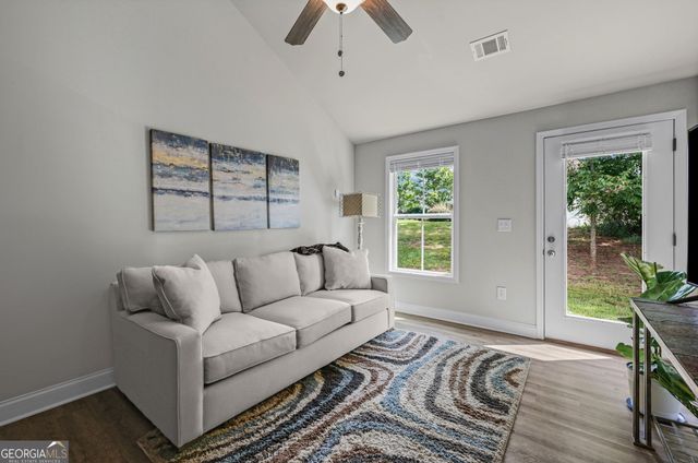 238 Dove Place, Social Circle, GA 30025