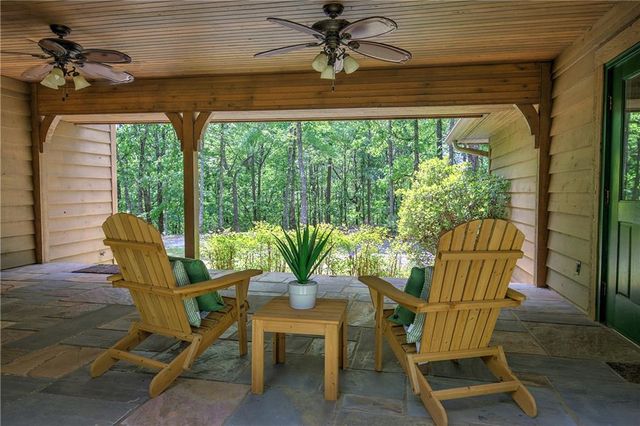 260 Road 2 South SW, Cartersville, GA 30120