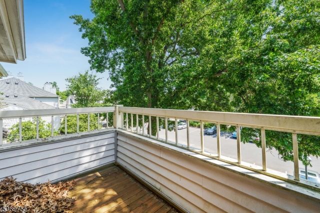 306 Trinity Ct 12, West Windsor Twp., NJ 08540