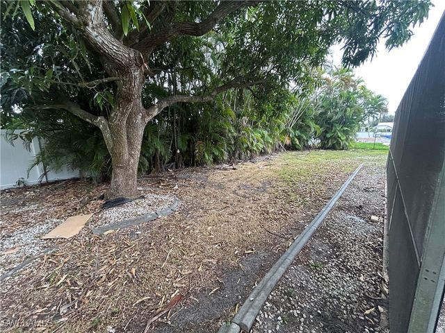 3705 SE 4th AVE, Cape Coral, FL 33904