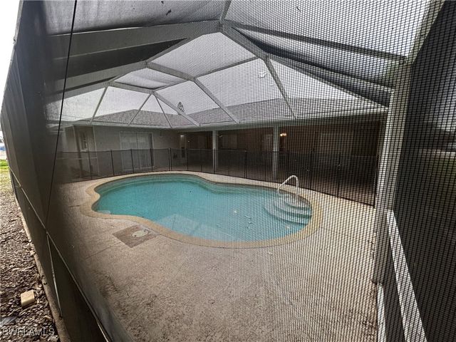 3705 SE 4th AVE, Cape Coral, FL 33904