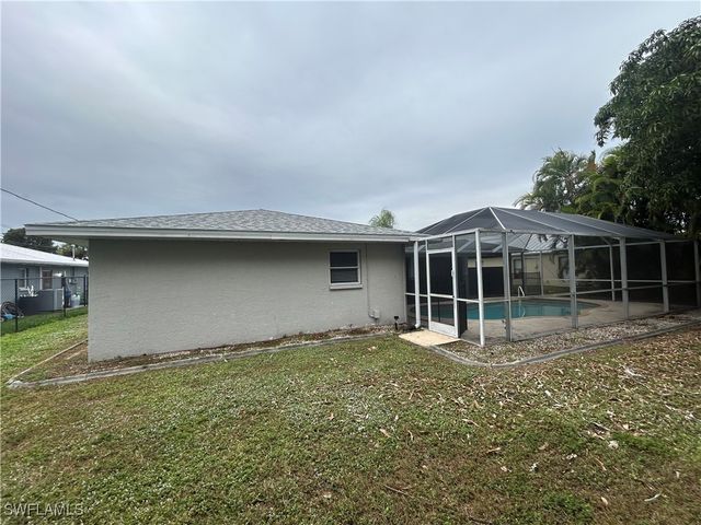 3705 SE 4th AVE, Cape Coral, FL 33904