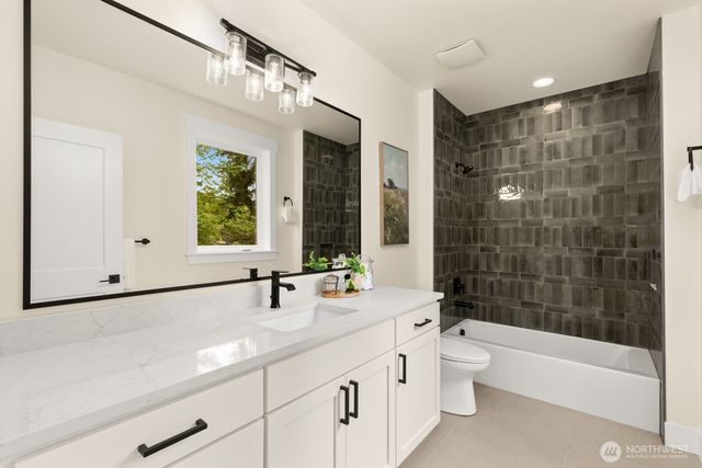 815 130th Avenue, Bellevue, WA 98005
