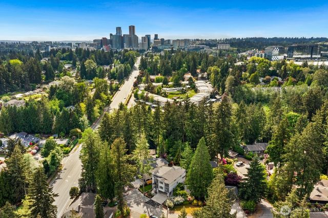 815 130th Avenue, Bellevue, WA 98005