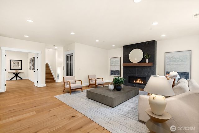 815 130th Avenue, Bellevue, WA 98005