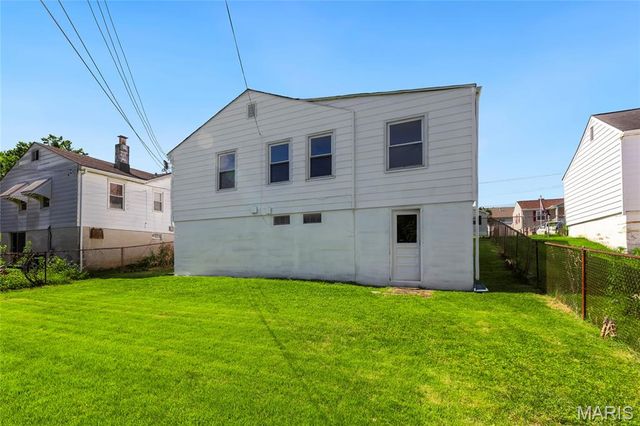 9521 Upland Drive, Affton, MO 63123