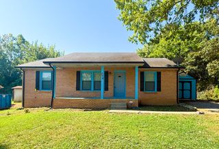 208 Bob White Dr, Clarksville, TN 37042