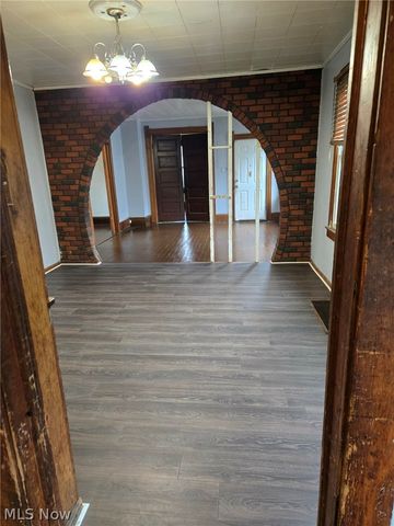 3196 W 46th Street, Cleveland, OH 44102