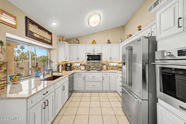 17383 N LONESOME DOVE Trail, Surprise, AZ 85374