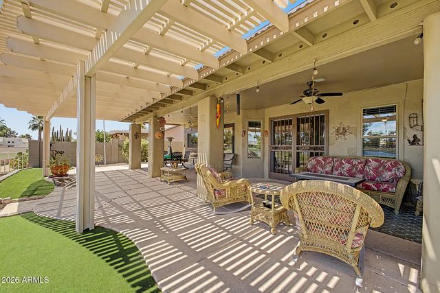 17383 N LONESOME DOVE Trail, Surprise, AZ 85374