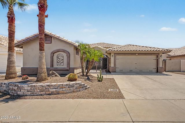 17383 N LONESOME DOVE Trail, Surprise, AZ 85374