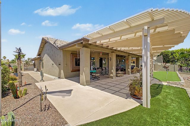 17383 N LONESOME DOVE Trail, Surprise, AZ 85374