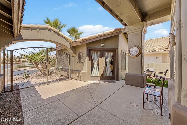 17383 N LONESOME DOVE Trail, Surprise, AZ 85374