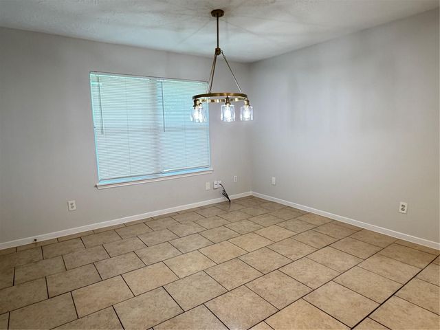 5239 Sugar Bush Drive, Houston, TX 77048