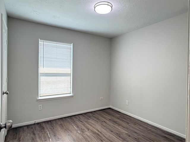 5239 Sugar Bush Drive, Houston, TX 77048