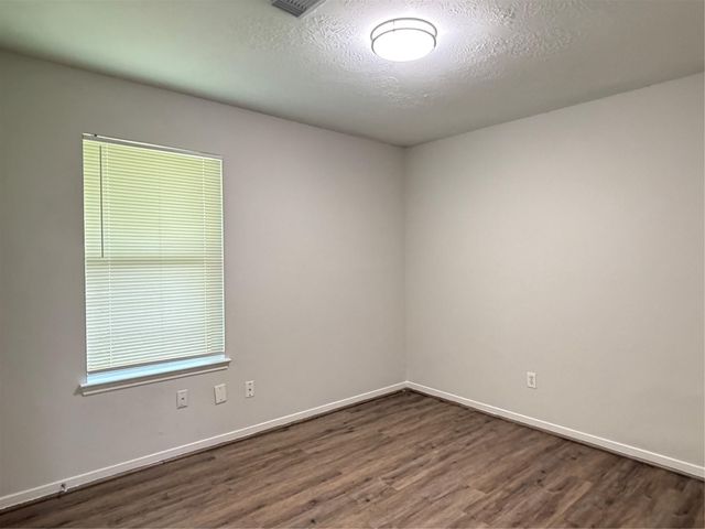 5239 Sugar Bush Drive, Houston, TX 77048